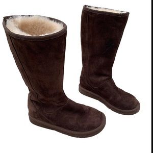 UGG Australia Boots Sz 6